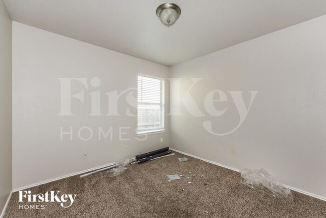 Building Photo - 802 Gemstone Trail