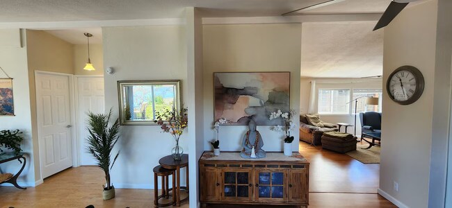 Building Photo - 2844 Marina View Dr