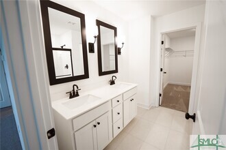 Building Photo - 132 Kingswood Cir