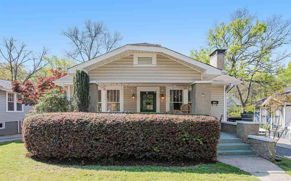 Primary Photo - Two Bedroom Home For Rent