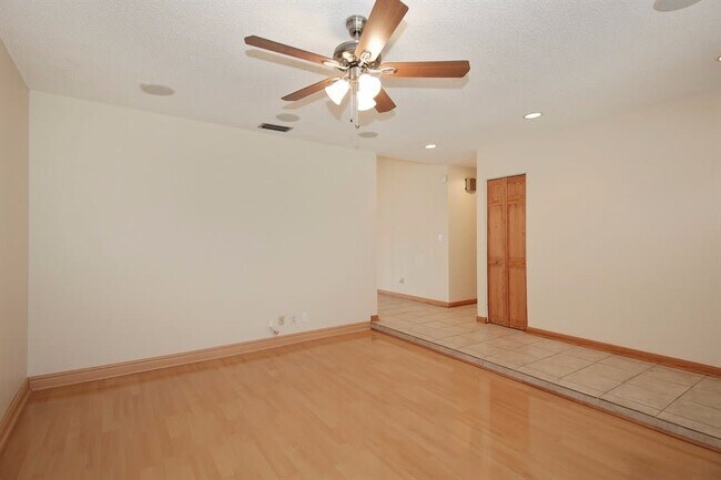 Building Photo - 11100 NW 27th St
