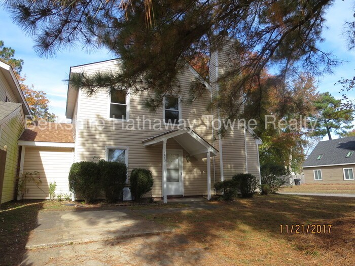 Primary Photo - 1813 Rich Ct