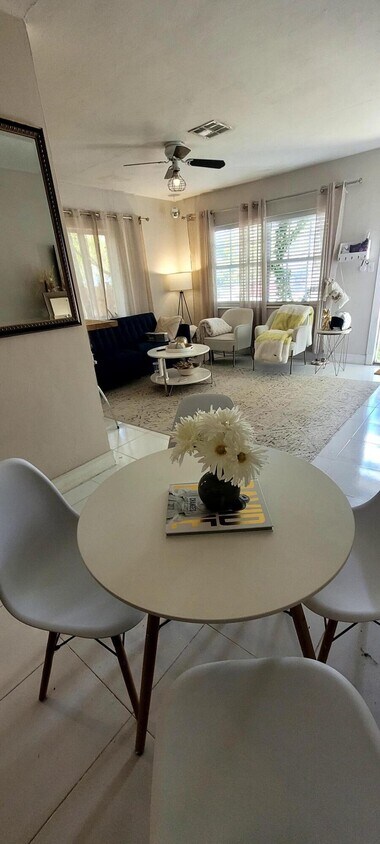 Foto principal - 440 NE 1st Ave.