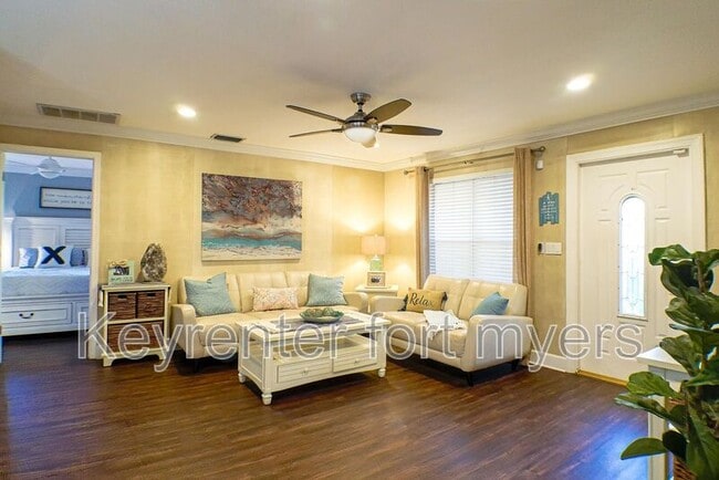 Foto del edificio - 7189 Vassar Dr