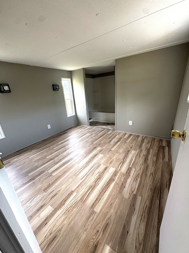 Foto del edificio - 233 Jolly Roger Dr