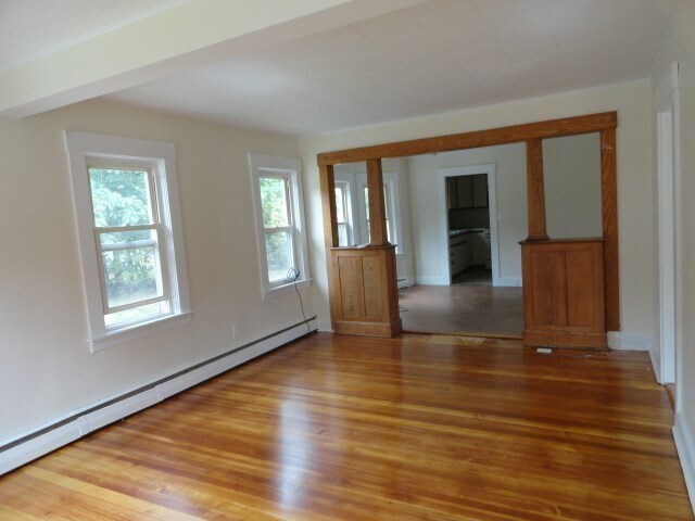 Foto del edificio - 321 Main St