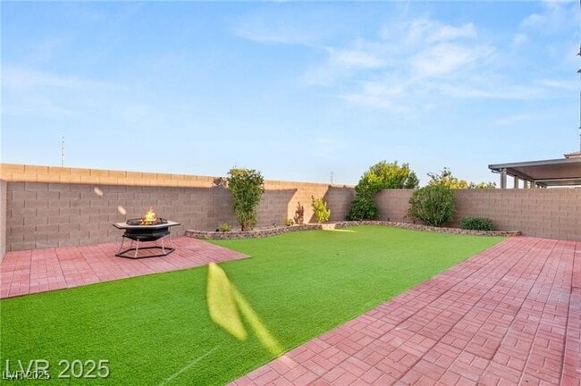 Building Photo - 8326 Monroe Bay St