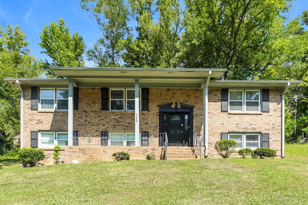 Primary Photo - 1228 Dugan Ave