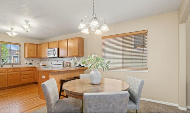 Building Photo - 2508 Bar Harbor Dr