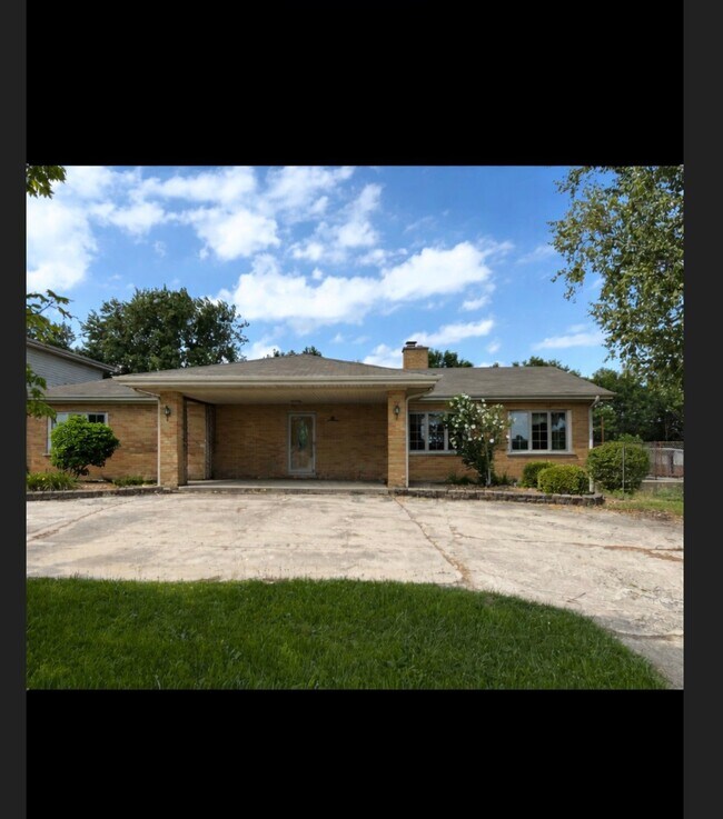 Building Photo - 27257 S Scheer Rd