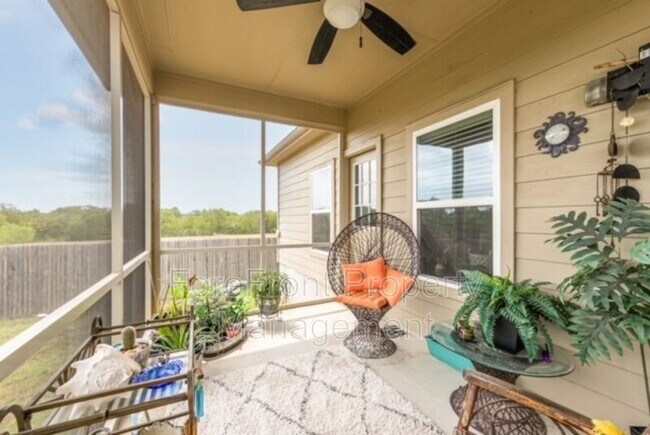Building Photo - 333 Franchi Wy