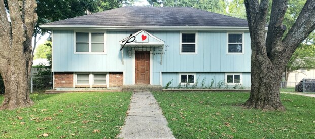 Primary Photo - 1204 SW Westminister Rd