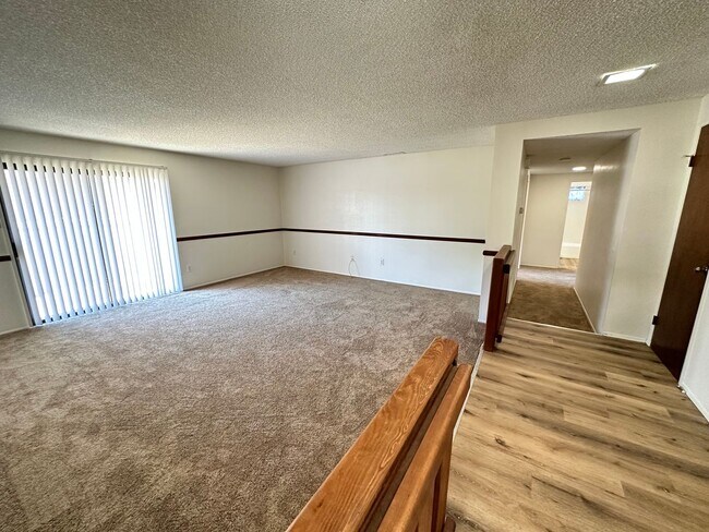 Building Photo - Updated 3BR/2BA house with 2 car garage, f...
