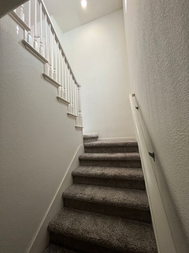 Foto del edificio - HAMPTON VILLAGE - 2 BR / 2 BA CONDO AVAILABLE NOW!