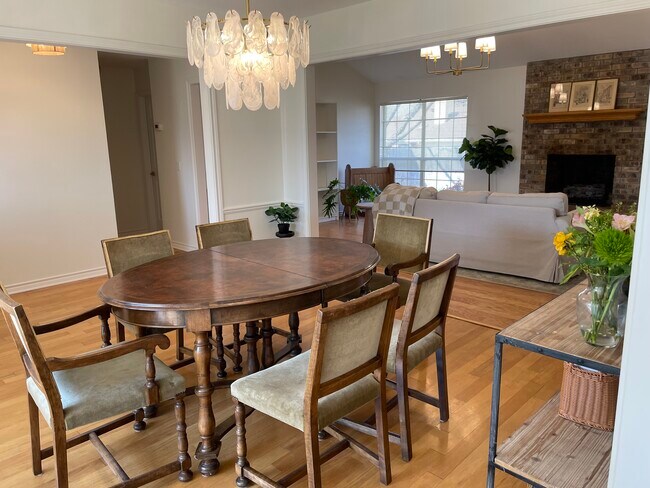 Foto del edificio - 3935 Misty Ln