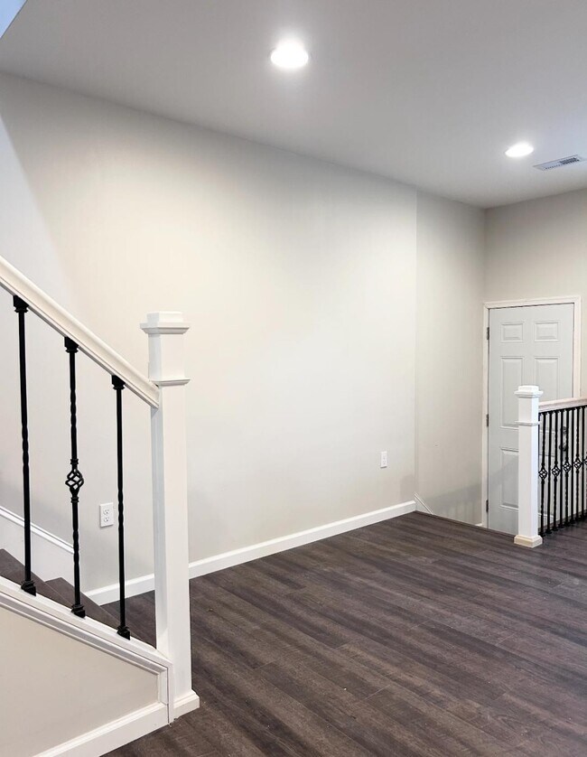 Foto del edificio - 1532 Holbrook St