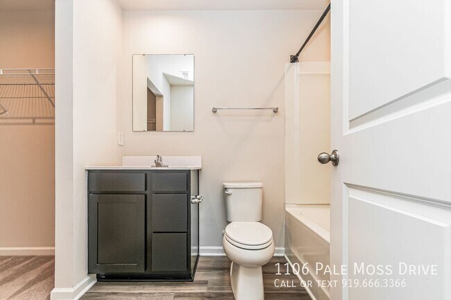 Foto del edificio - 1106 Pale Moss Dr
