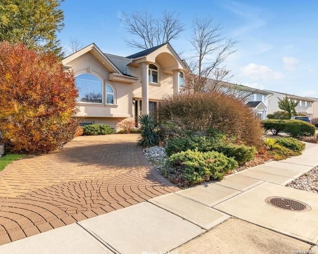 2989 Lee Pl, Bellmore, NY 11710 House Rental in Bellmore, NY