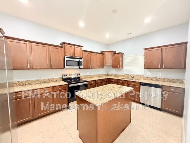 Foto del edificio - 3648 Madbury Cir