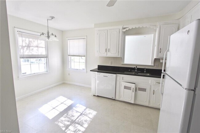 Foto del edificio - 4050 Silsby Rd