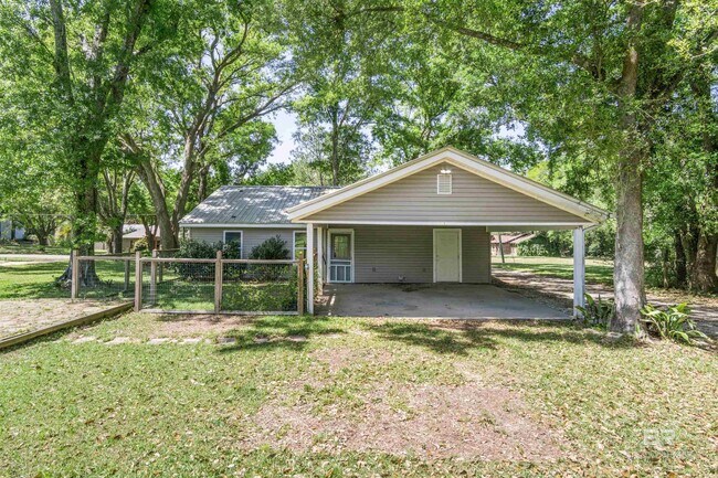 Foto del edificio - 22144 Hill N Dale Dr