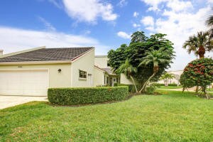 Primary Photo - 17031 Traverse Cir