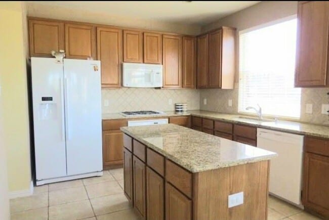 Building Photo - 2902 Cedar Wood Dr
