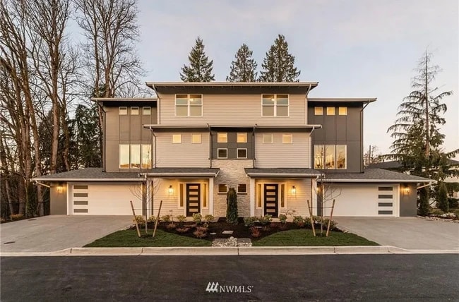 Building Photo - 11031 14th Pl SE