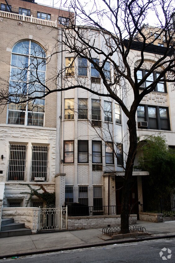 Primary Photo - 267 W 71st St