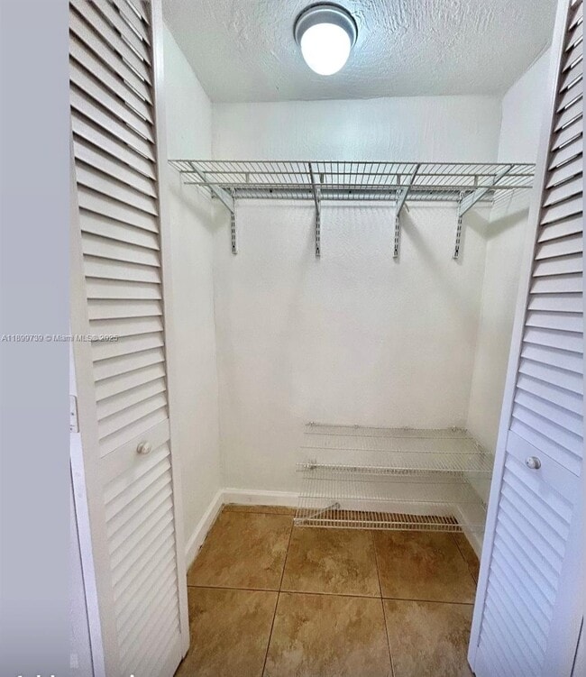 Foto del edificio - 4221 SW 36th St