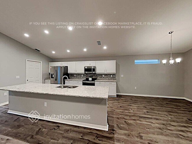 Foto del edificio - 4172 Red Fern Ln