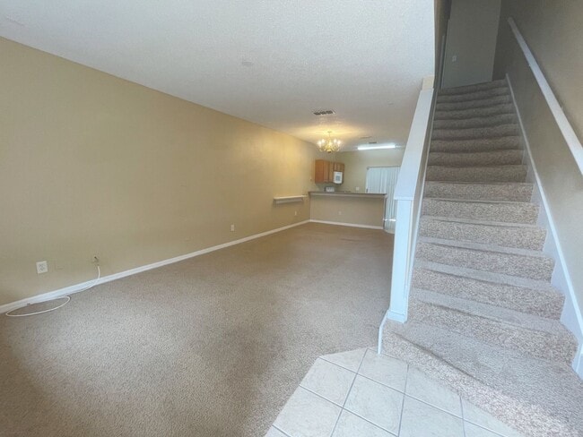 Building Photo - 521 Wilton Cir