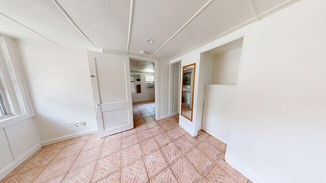 Foto del edificio - 4808 Davisson Ave