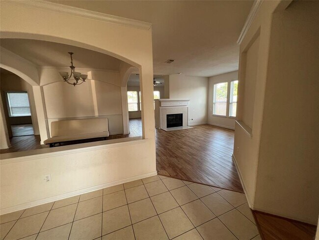 Foto del edificio - 2035 Edenfield Ln