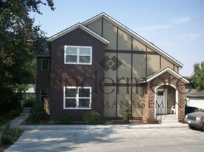 Building Photo - 1100 S College Ave