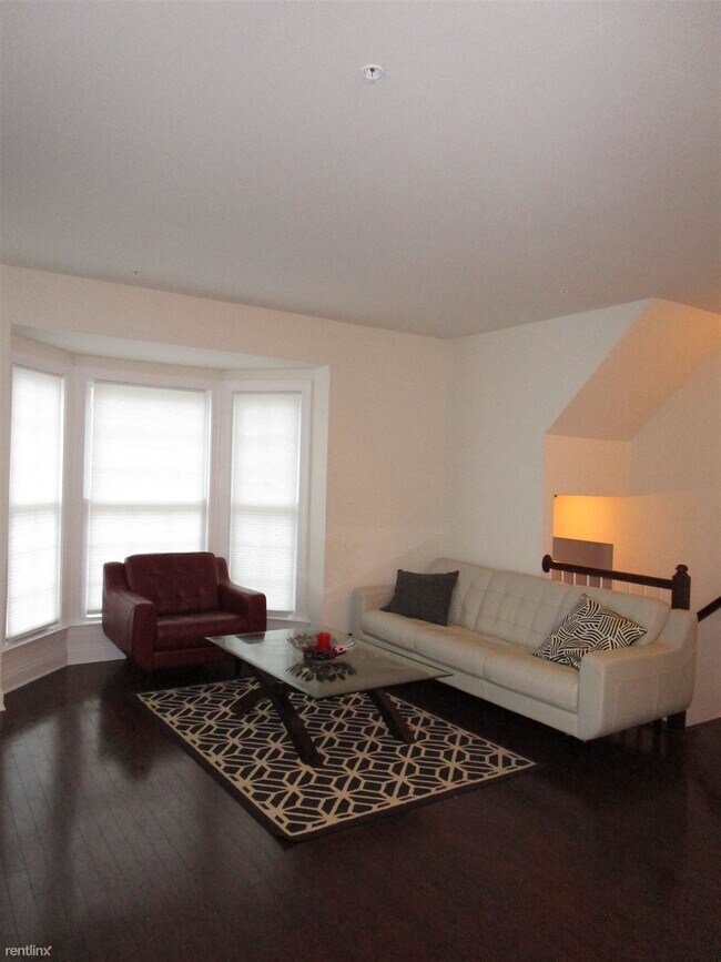 Foto del edificio - 4 br, 3.5 bath Townhome - 2334 Asberry Rd