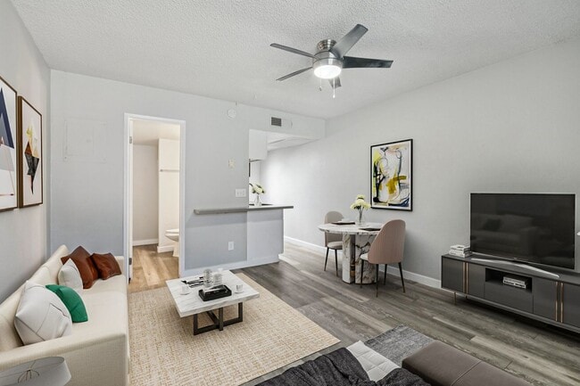 Interior Photo - Aster on University