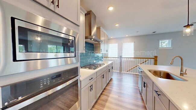 Building Photo - 9921 Element Rd