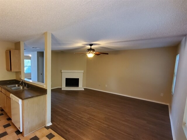 Building Photo - 5333 Driftway Drive