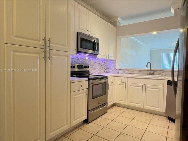 Building Photo - 10730 NW 66th St