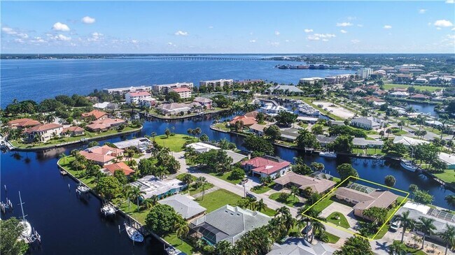 Foto del edificio - 162 Maria Ct