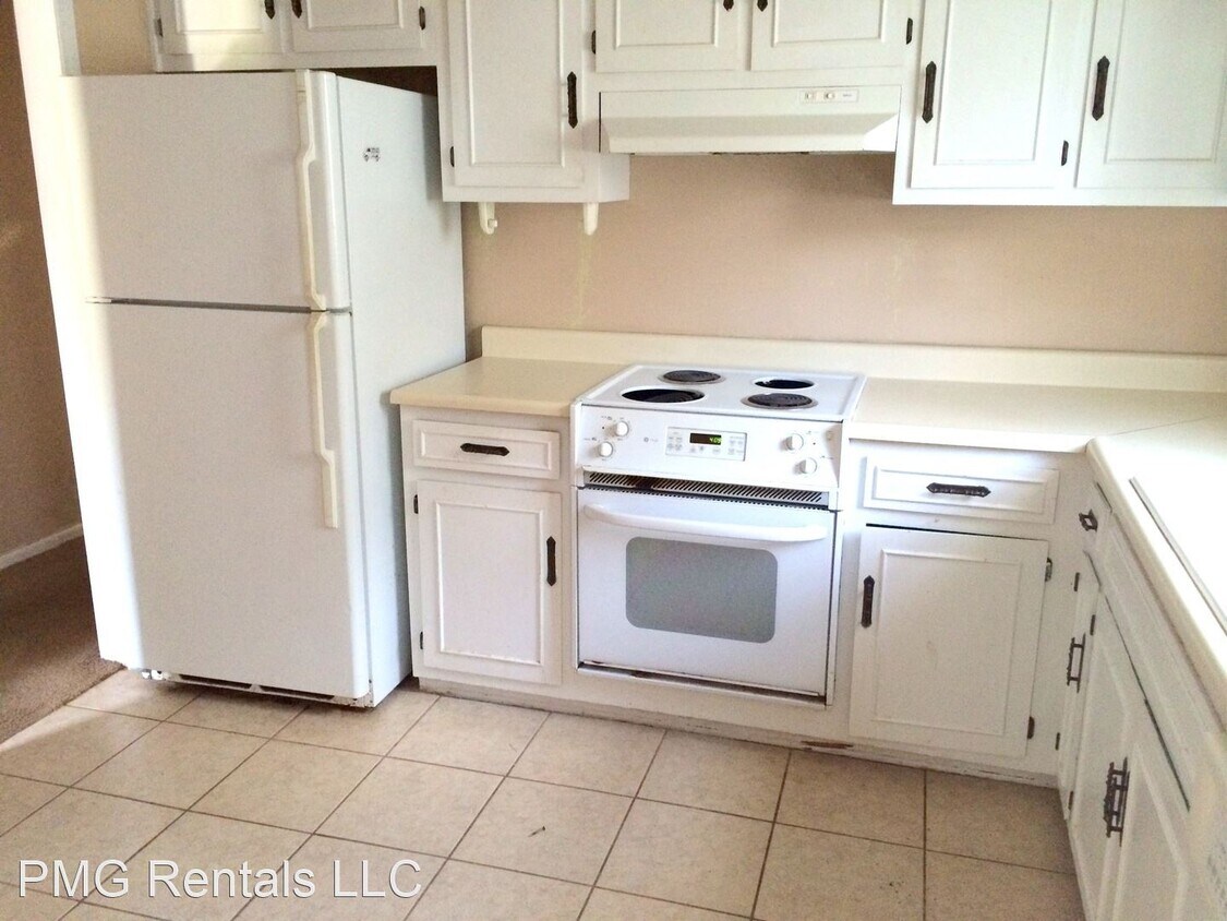 Primary Photo - 120 Lester Rd
