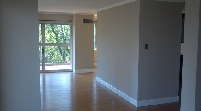 Living room facing Liberty Memorial - 2510 Grand Blvd