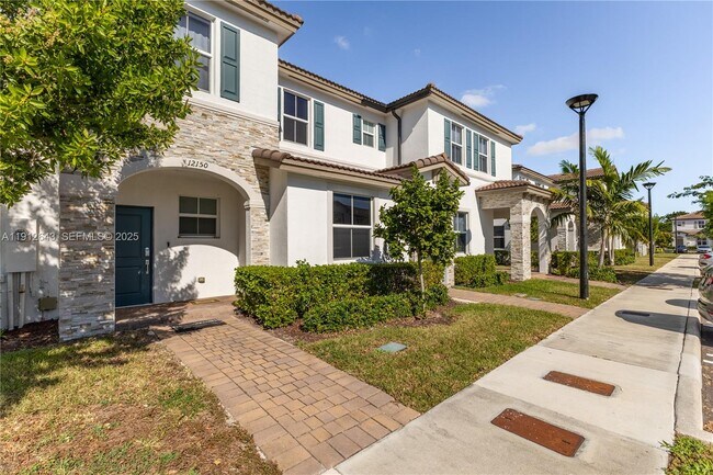 Foto del edificio - 12150 NW 23rd Ct