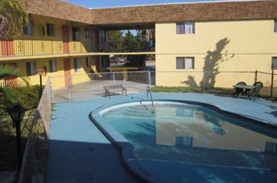 Piscina - Harrington House