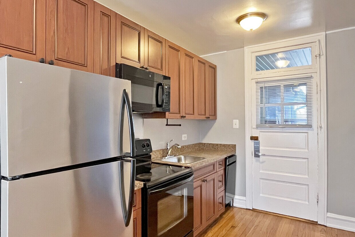 Foto principal - 411-419 Thatcher Ave.