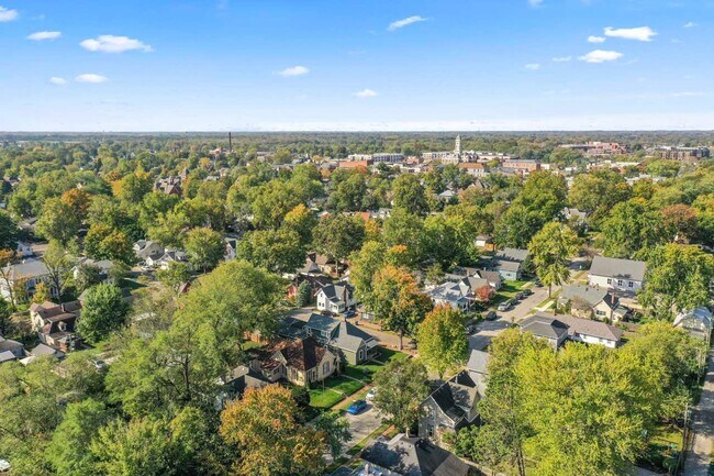 Foto del edificio - Charming 1 Bedroom near Noblesville High School and Downtown.