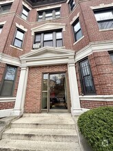 Building Photo - 1706 Commonwealth Ave