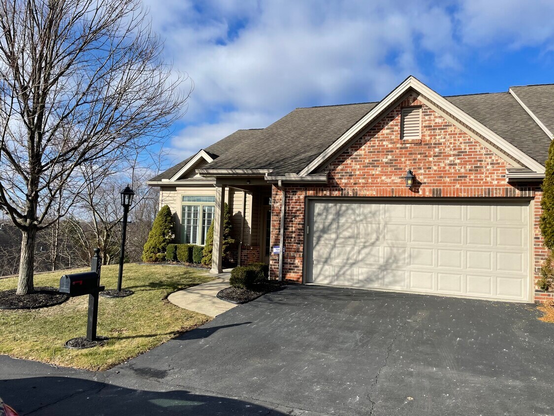 301 Mackenzie Ln, Pittsburgh, PA 15229 Townhome Rentals in Pittsburgh