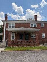 Building Photo - 504 State St